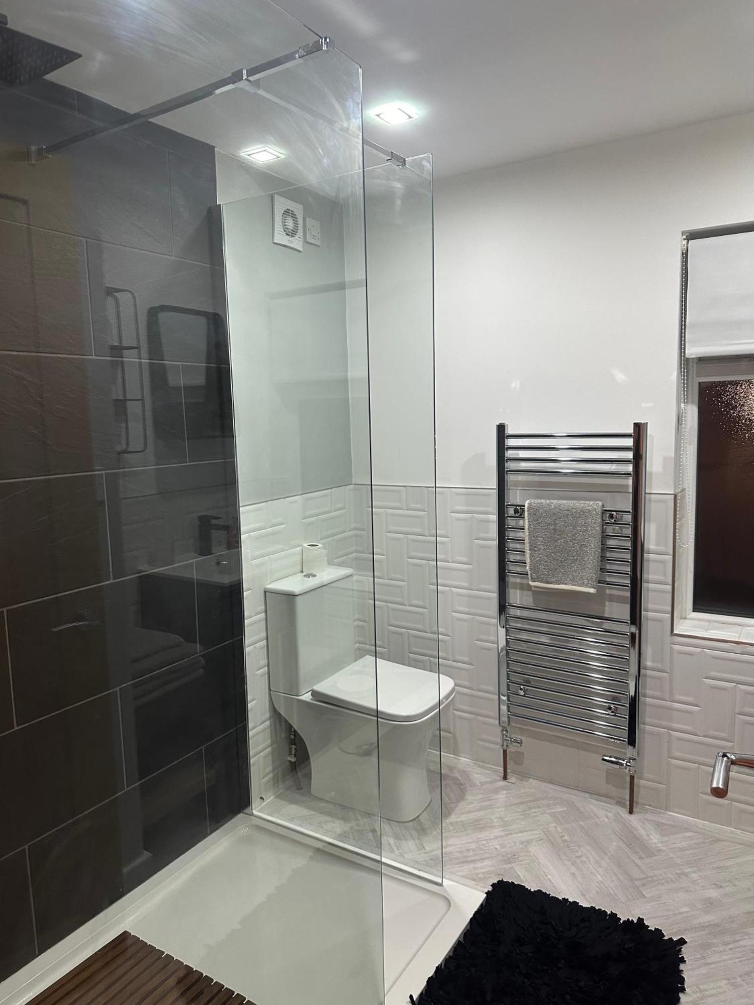 Lewys Tai Bach Villa Aberaman Bagian luar foto